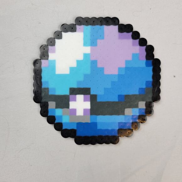 Dive Ball Perler Bead Pixel Art - Picture 1 of 2